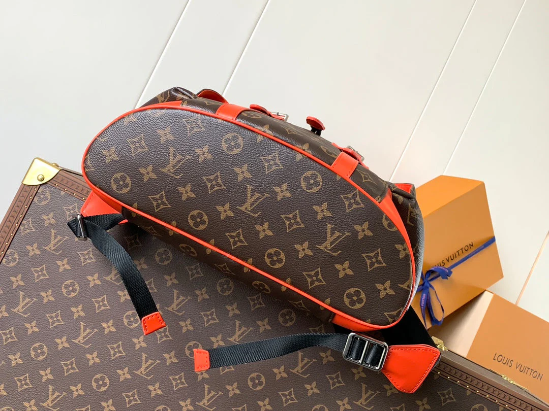 LV 25S CHRISTOPHER BACKPACK 48 IN BROWN AND VERMILION CANVAS MONOGRAM