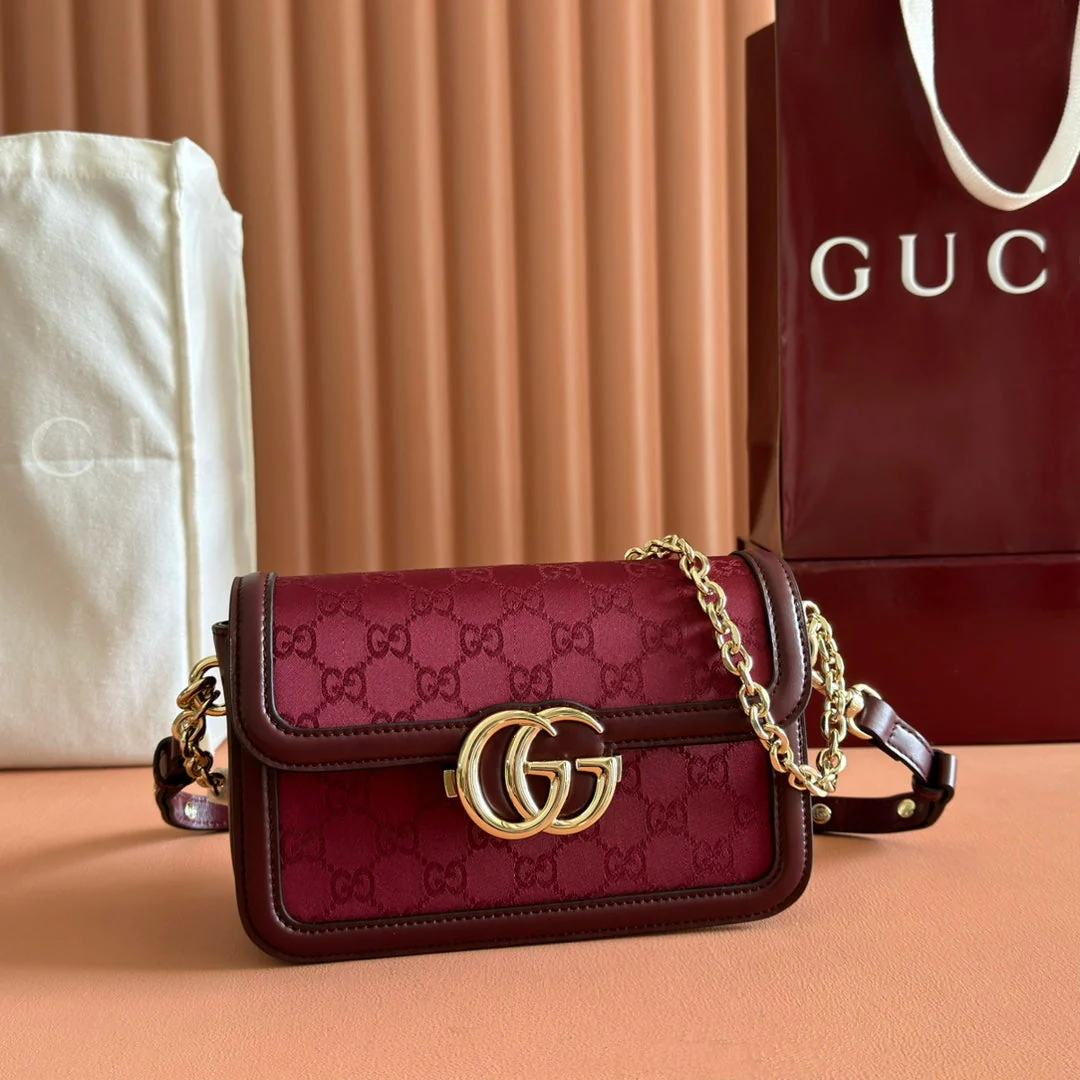 GO SMALL SHOULDER BAG 21.5 IN ROSSO ANCORA RED GG CANVAS