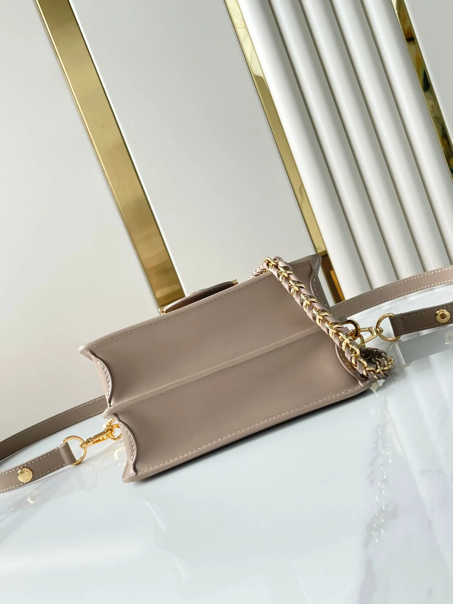 DAUPHINE MINI 20 IN MEDIUM BROWN EPI GRAINED CALFSKIN GOLD HARDWARE
