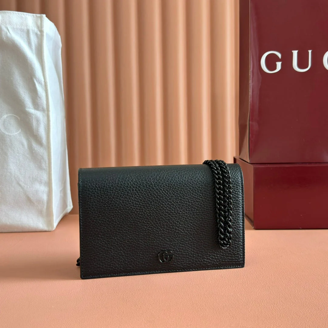 GG MARMONT 20 MINI CHAIN BAG IN BLACK CALFSKIN