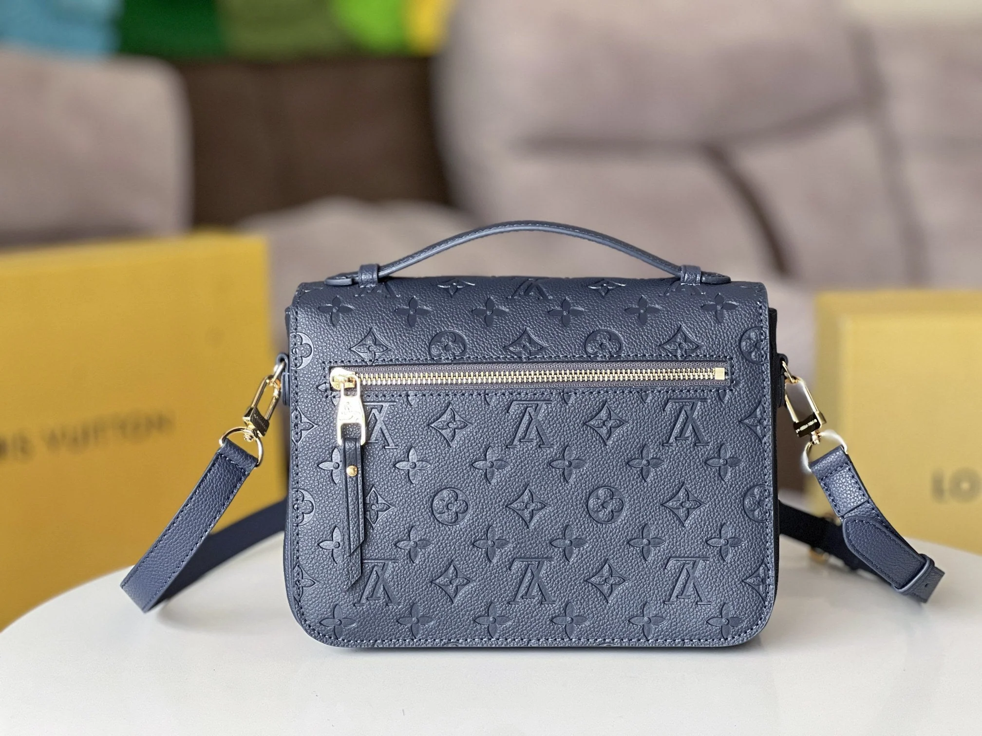 LV 25S POCHETTE METIS 25 IN DARK BLUE MONOGRAM COATED CANVAS GOLD HARDWARE