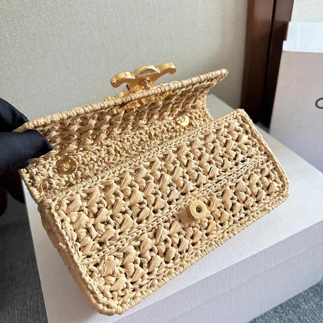 TRIOMPHE 20 IN BEIGE RAFFIA GOLD HARDWARE