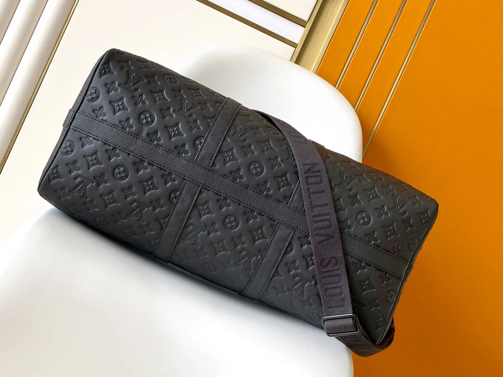 LV 25S KEEPALL BANDOULIÈRE BAG 50 IN BLACK EMBOSSED TAURILLON CALFSKIN MONOGRAM