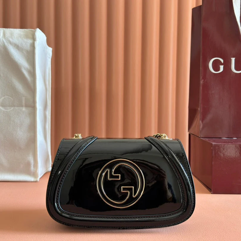 SMALL BLONDIE SHOULDER BAG 21.5 IN BLACK PATENT CALFSKIN