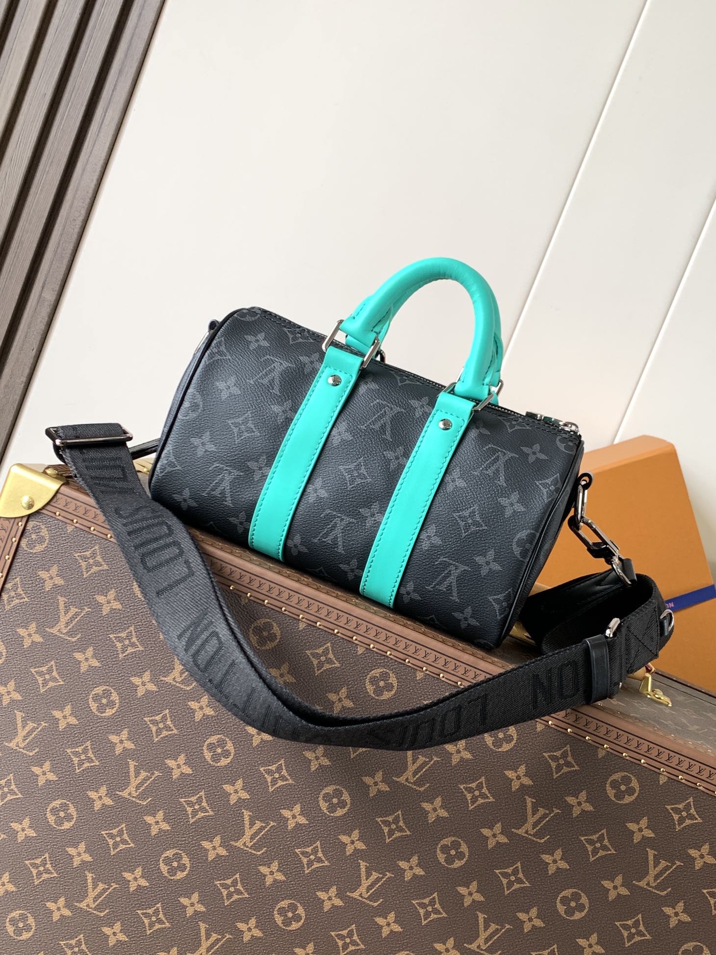 LV 25S KEEPALL 25 WITH SHOULDER STRAP IN BLACK AQUA COATED MONOGRAM ECLIPSE CANVAS AND CALFSKIN