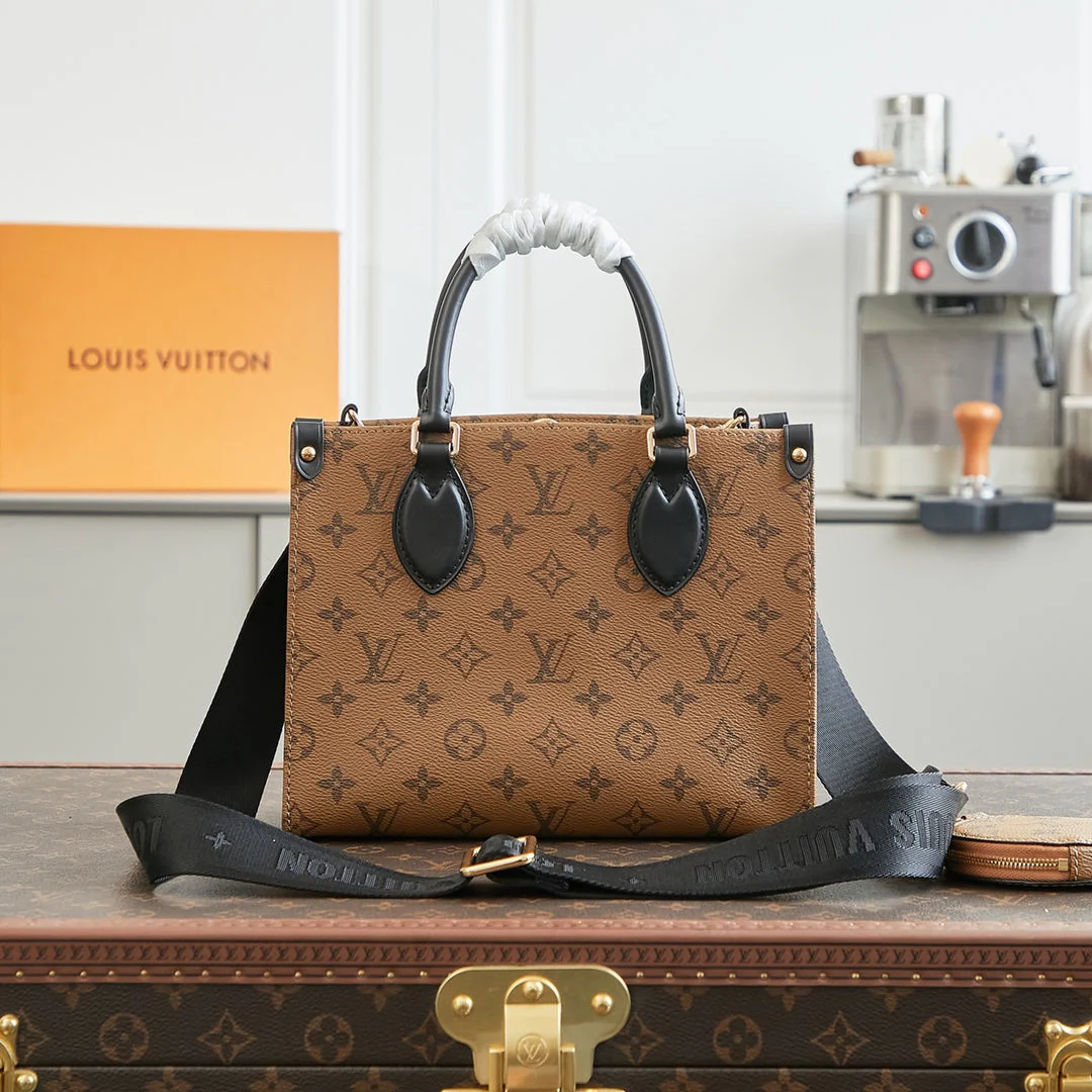 ONTHEGO PM 25 IN BROWN MONOGRAM CANVAS WITH DUCK SHAPE