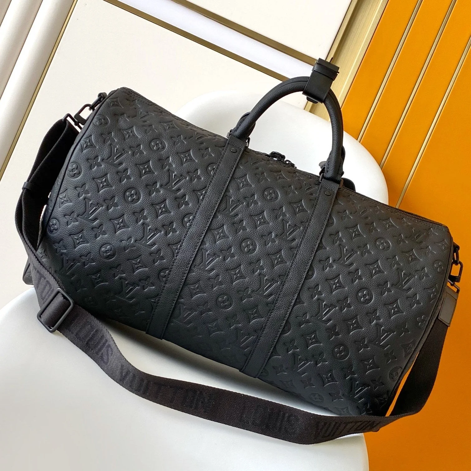 LV 25S KEEPALL BANDOULIÈRE BAG 50 IN BLACK EMBOSSED TAURILLON CALFSKIN MONOGRAM