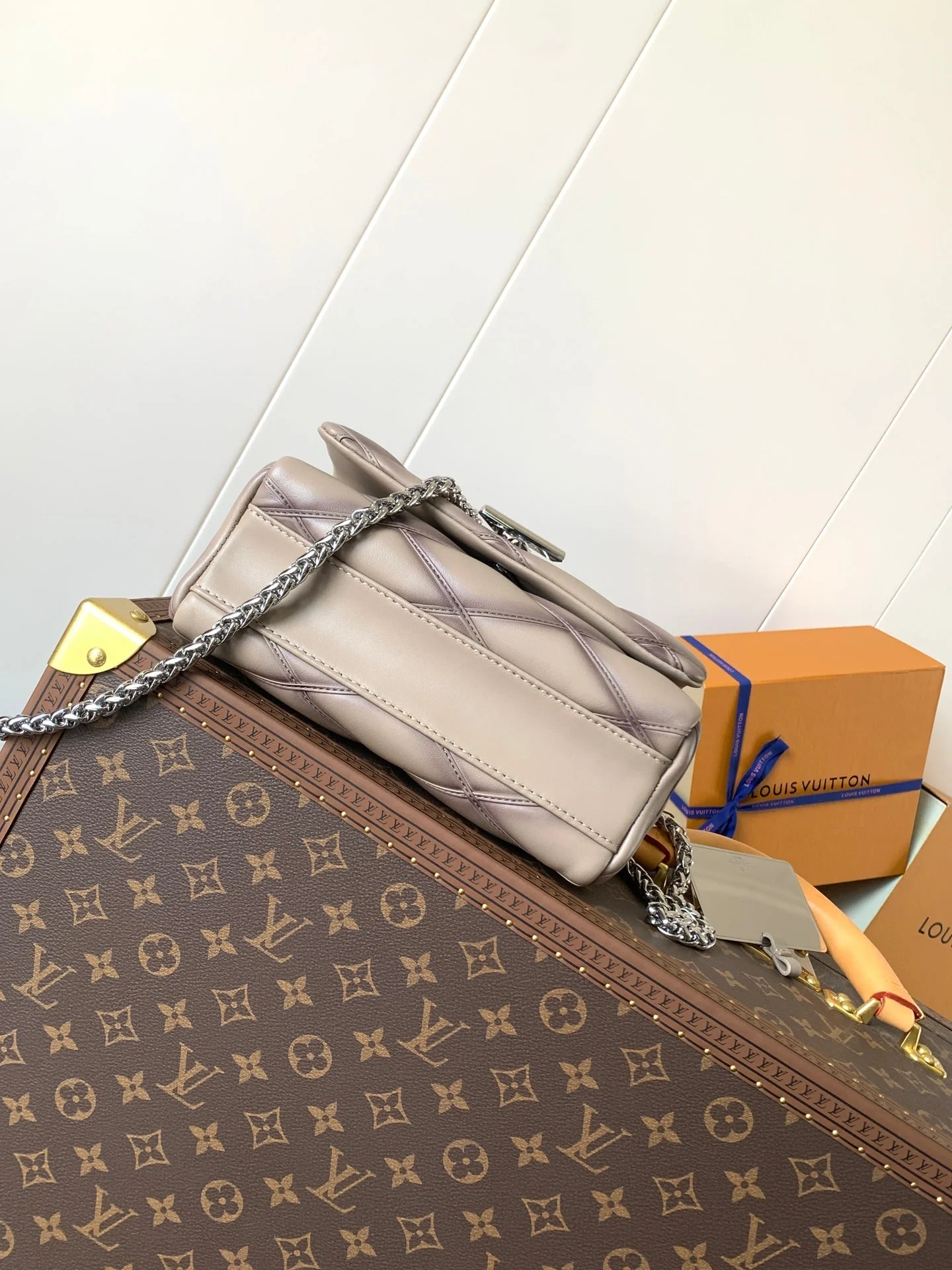 LV 25S GO-14 MM 23 IN BROWN QUILTED LAMBSKIN SILVER HARDWRE