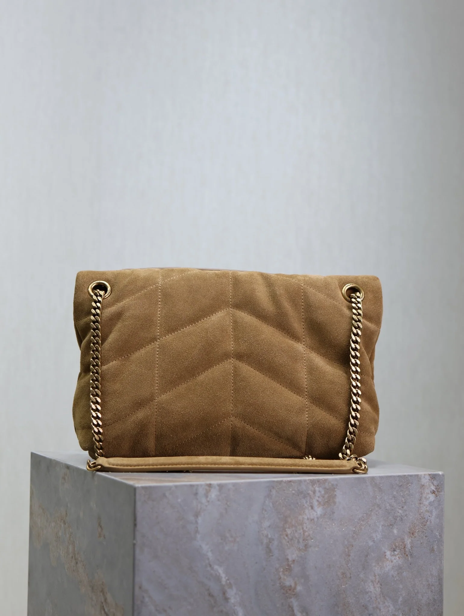 YSL 25S LOULOU PUFFER MM 29 IN TAN BROWN SUEDE GOLD HARDWRE