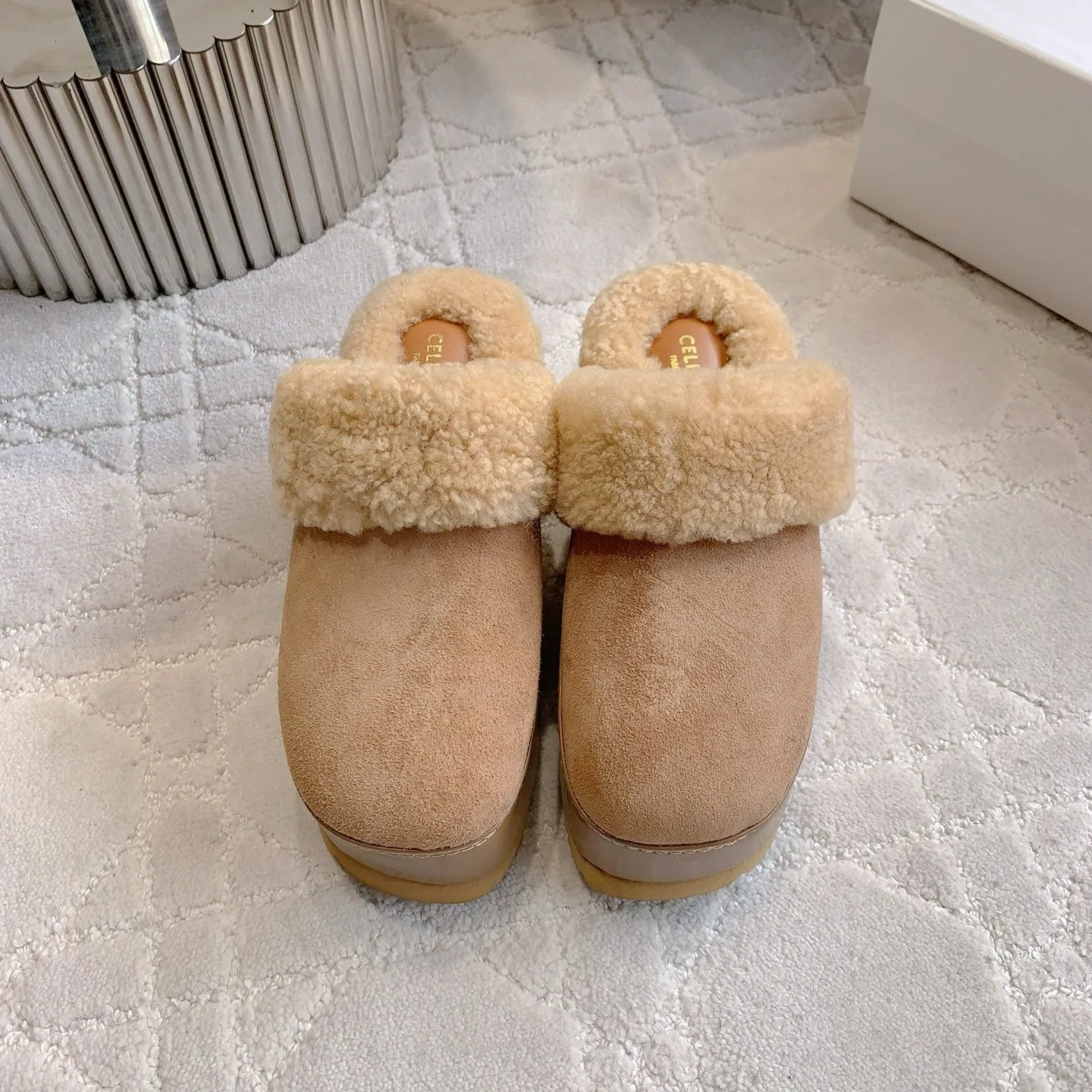 CELINE 25S DANA WEDGE MULE 70MM IN LIGHT BROWN SUEDE CALFSKIN AND SHEARLING
