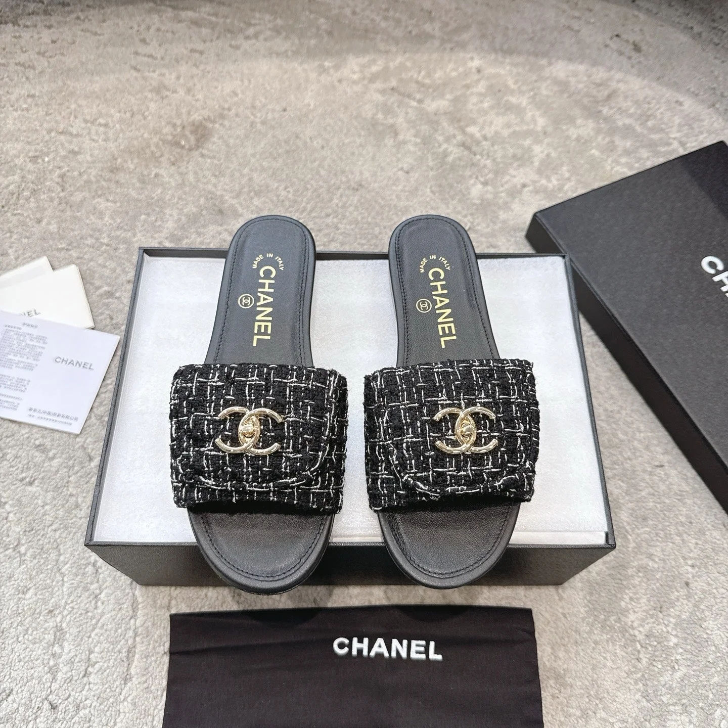 PLATFORM SLIPPERS LOGO IN BLACK TWEED AND LAMBSKIN