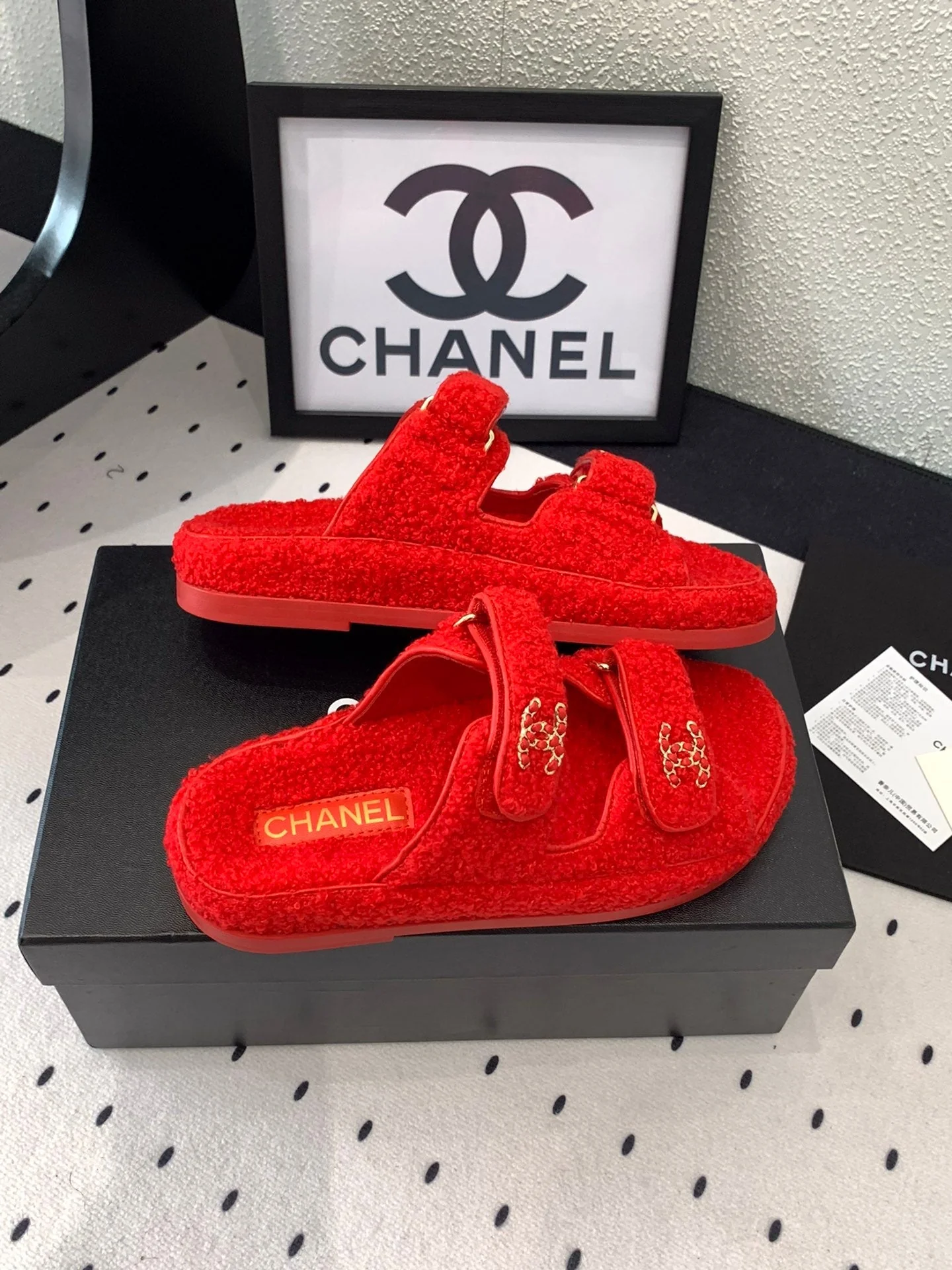 CC DAD SANDAL MULE IN CRIMSON RED LAMB FUR