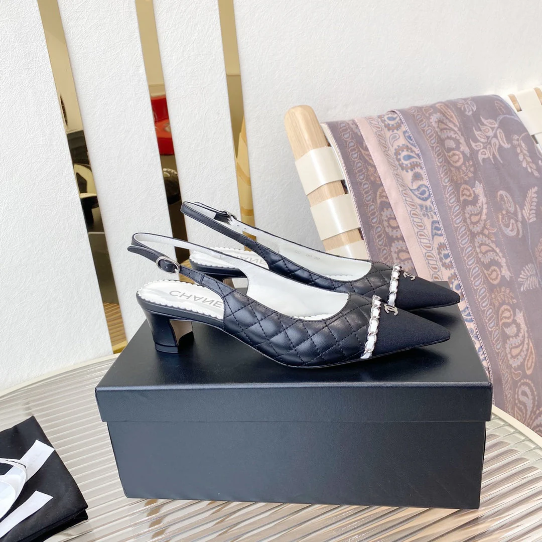 CC SLINGBACK 25S 30 MM IN BLACK LAMBSKIN WITH SILVER HARDWARE
