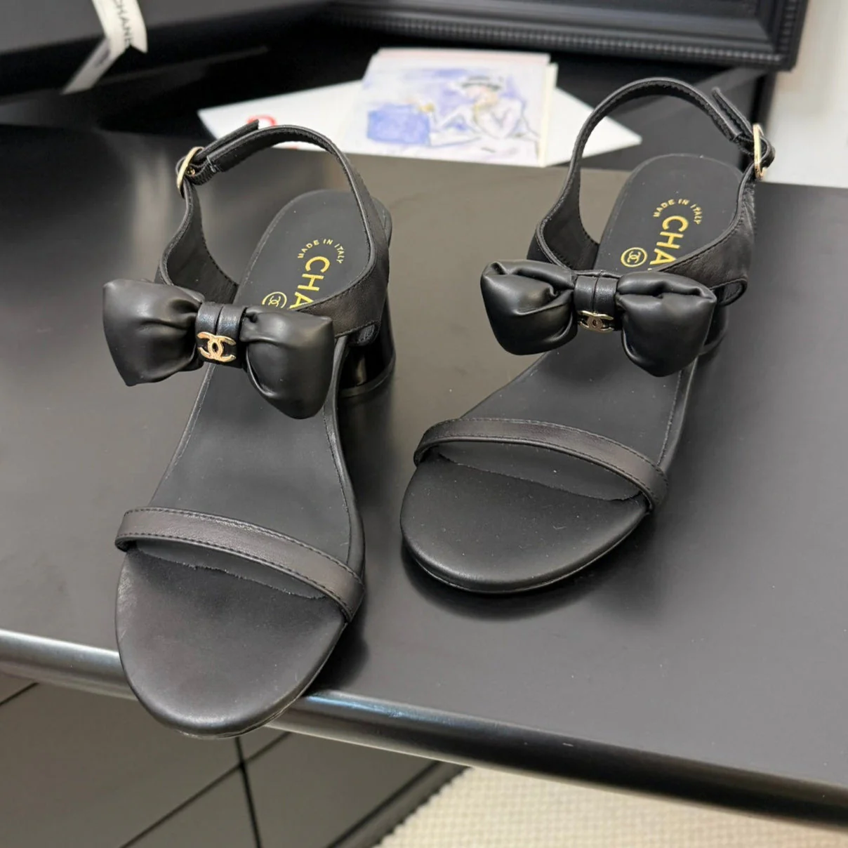 MID HEEL 45 MM SANDALS IN BLACK CALFSKIN