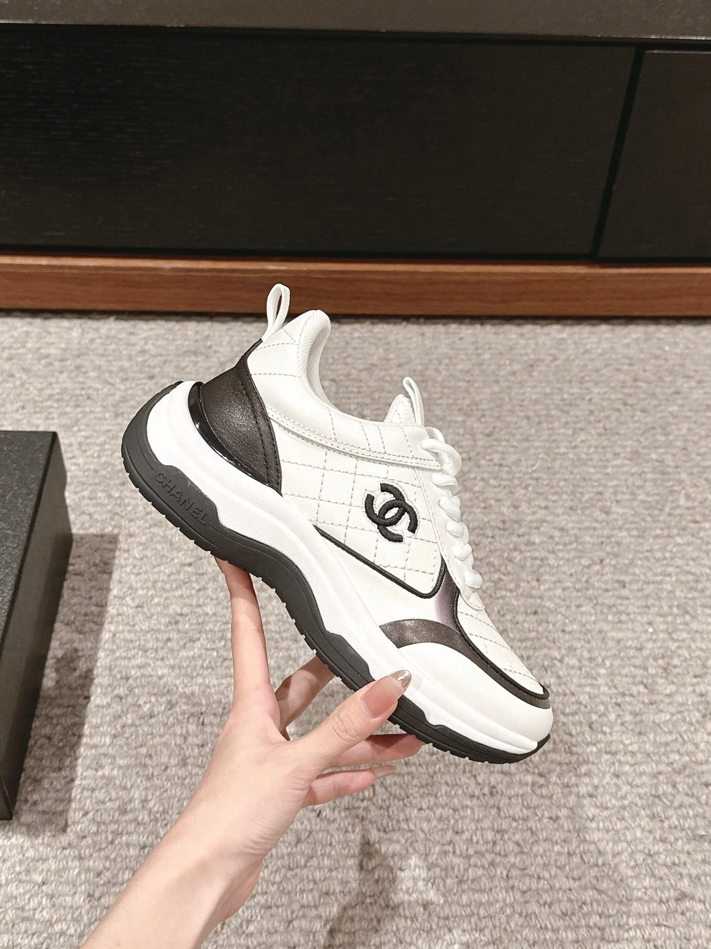 CC CLASSIC SNEAKER IN WHITE MIX BLACK LAMBSKIN