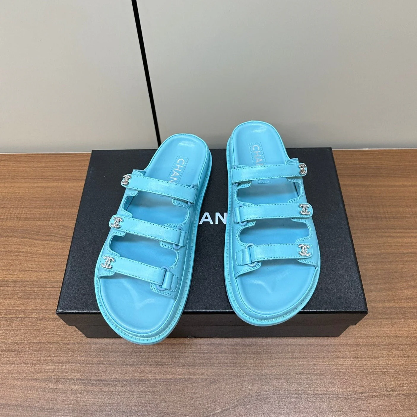 dad sandals cloud blue 3 rows lambskin mules