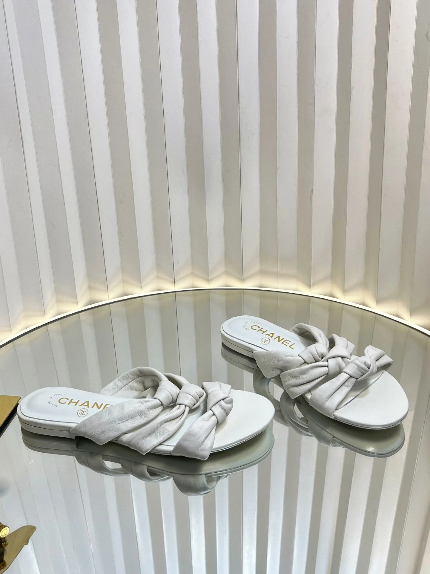 THREE STRAPS MULE IN WHITE CALFSKIN