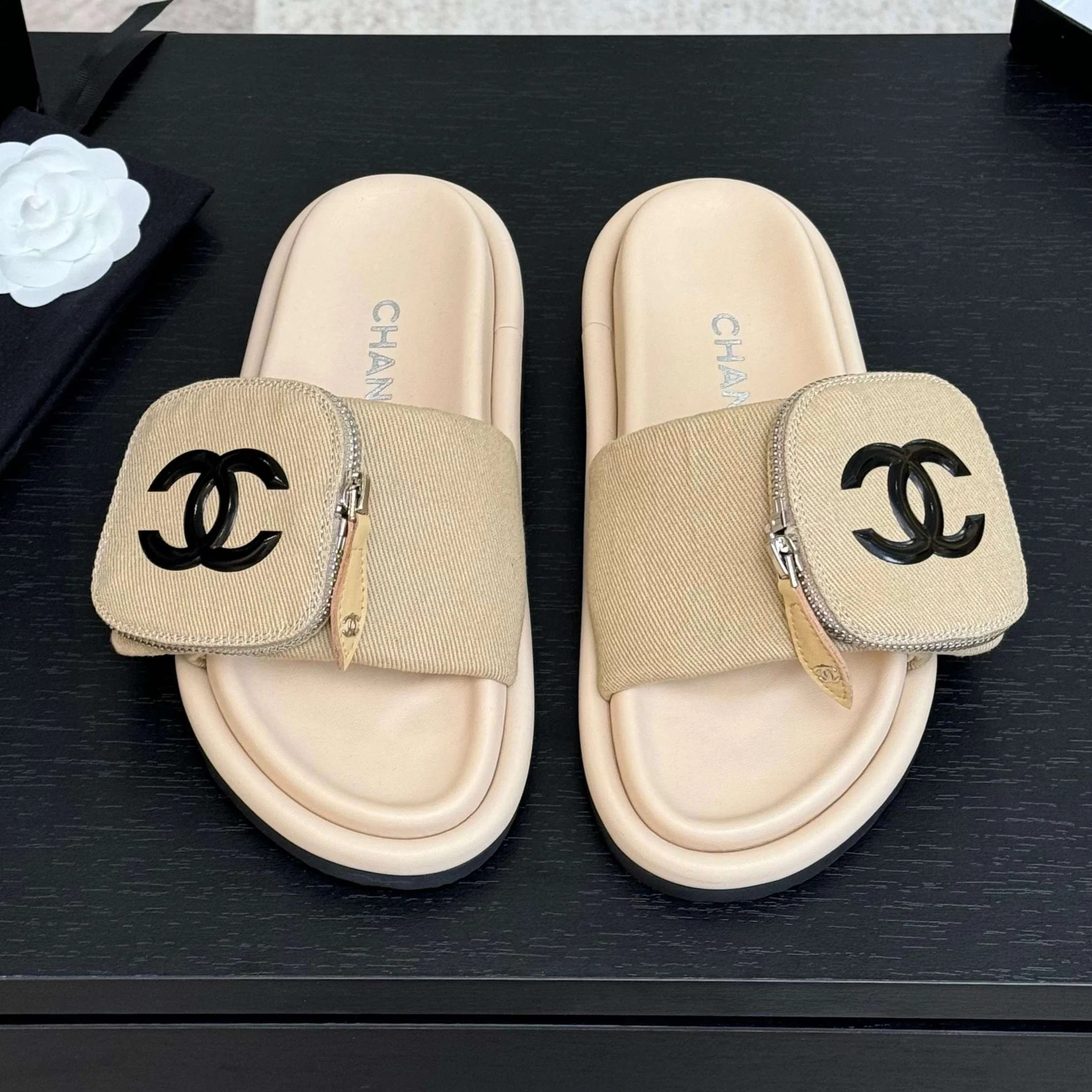 SLIDE IN LIGHT YELLOW DENIM FABRIC 45 MM