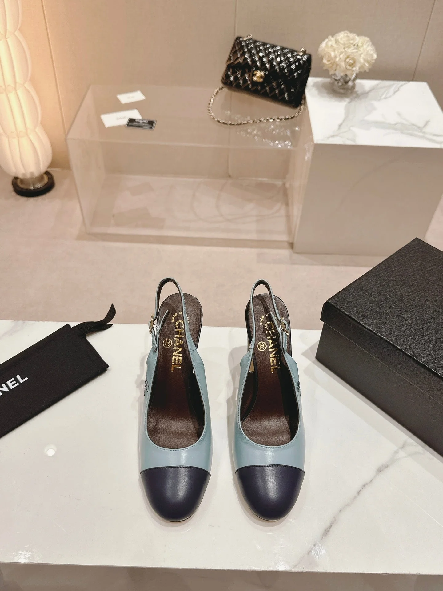 HIGH SLINGBACKS LIGHT BLUE MIX BLACK SHEEPSKIN
