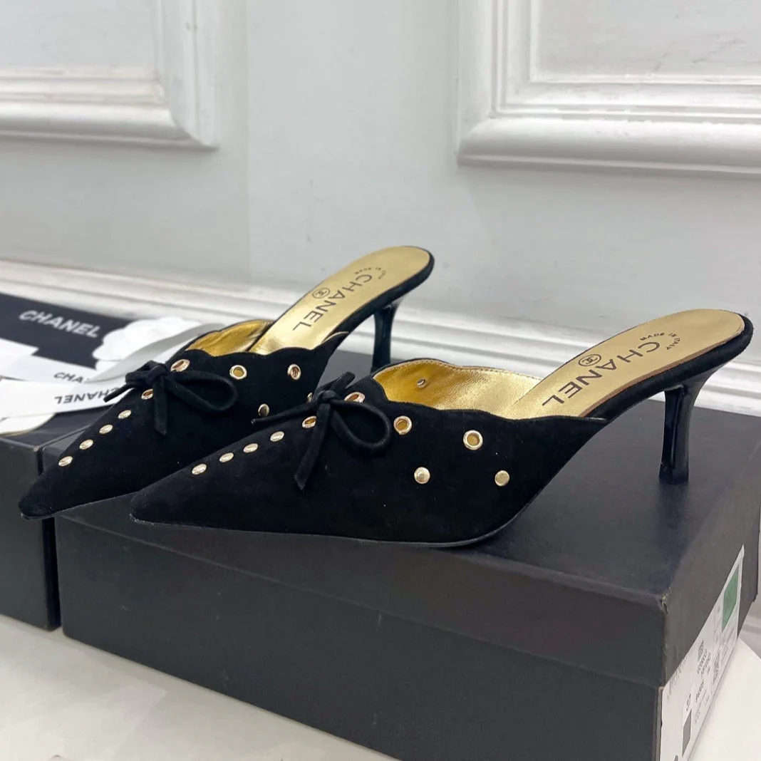 HIGH 65 MM MULE IN BLACK SUEDE