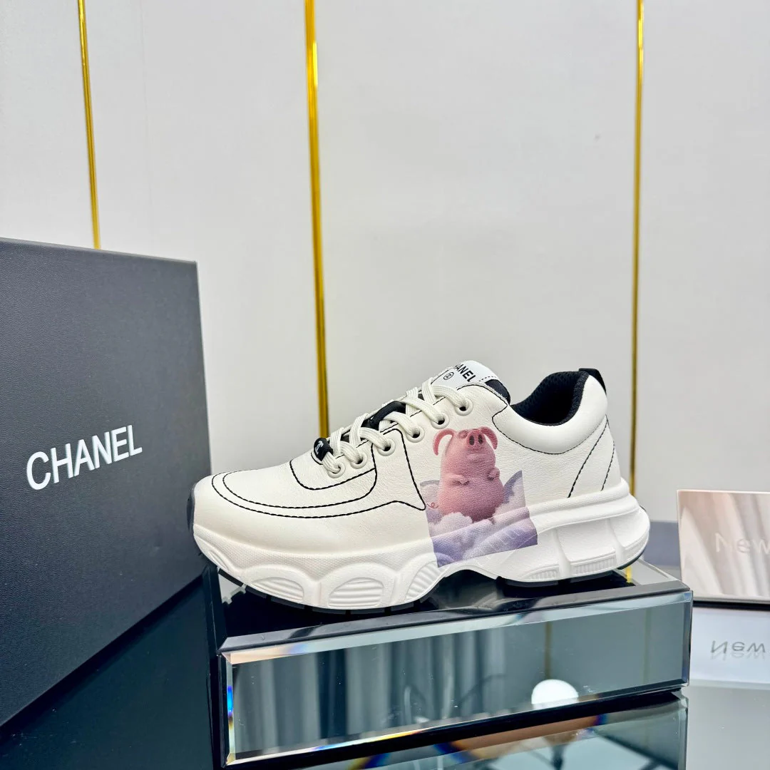 TRAINERS SNEAKER IN WHITE CALFSKIN WITH STICKER 238627