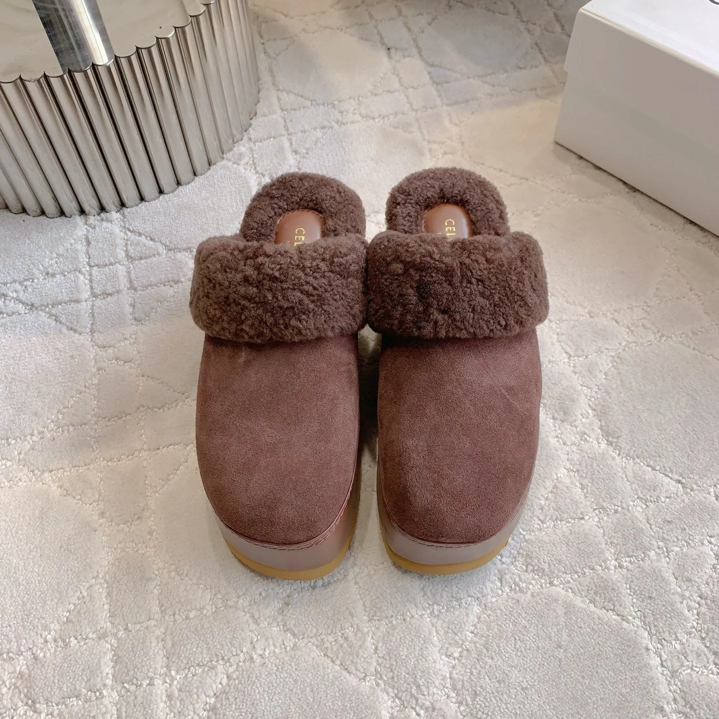 CELINE 25S DANA WEDGE MULE 70MM IN DARK BROWN SUEDE CALFSKIN AND SHEARLING