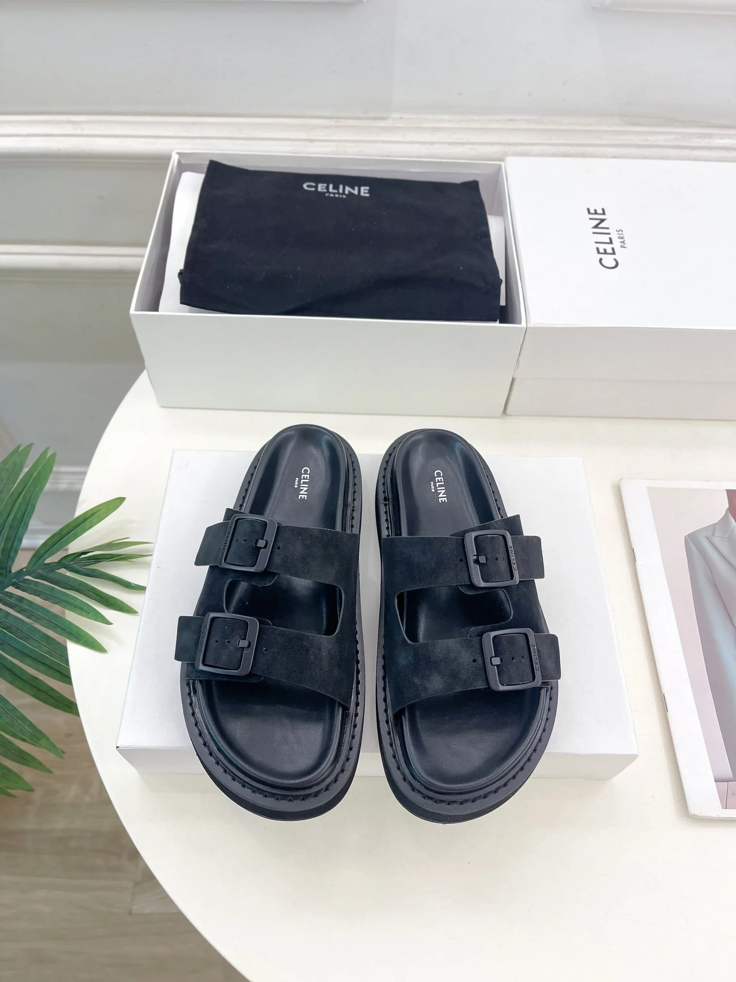 DAD SANDAL MULE IN BLACK SUEDE