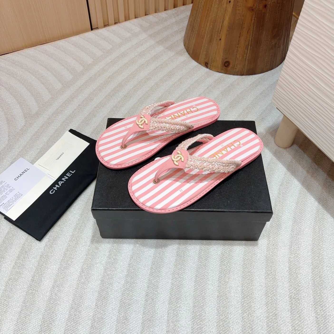 CC WOVEN FLIP FLOP WHITE MIX PINK SHEEPSKIN