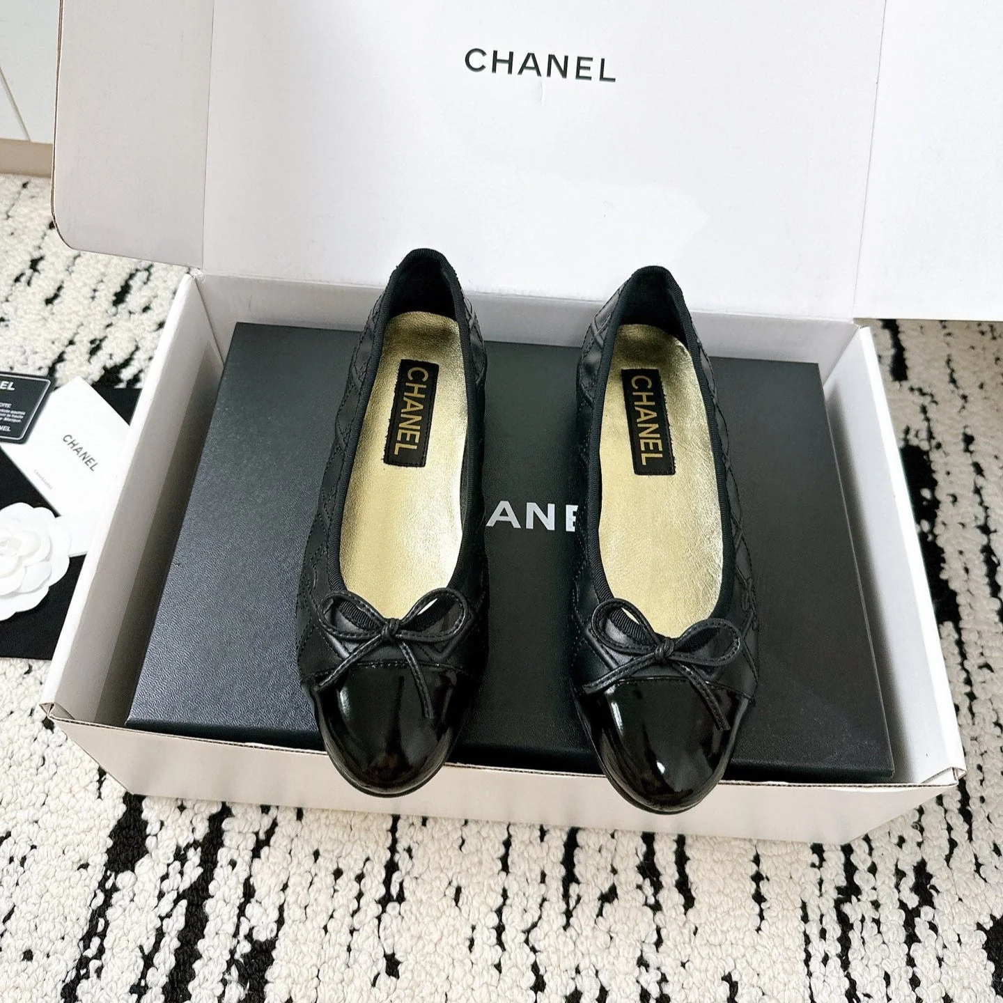 BALLET FLATS BOW IN BLACK CALFSKIN QUILTED