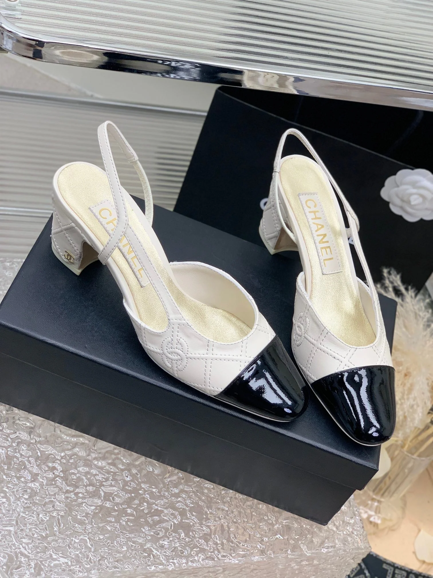 HIGH SLINGBACKS 65 WHITE MIX BLACK CALFSKIN