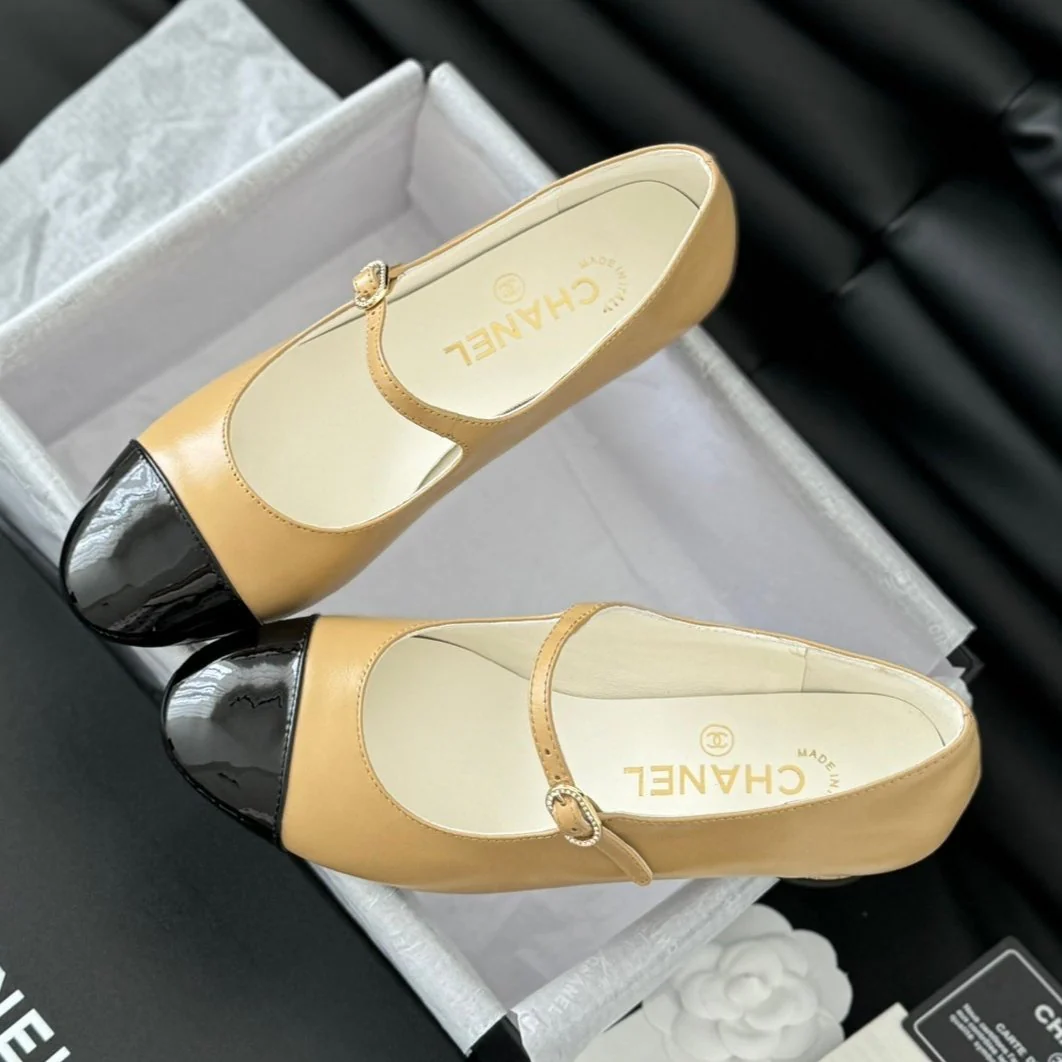 CC MARY JANE SHOES IN SEPIA BEIGE MIX BLACK LAMBSKIN WITH GOLD HARDWARE