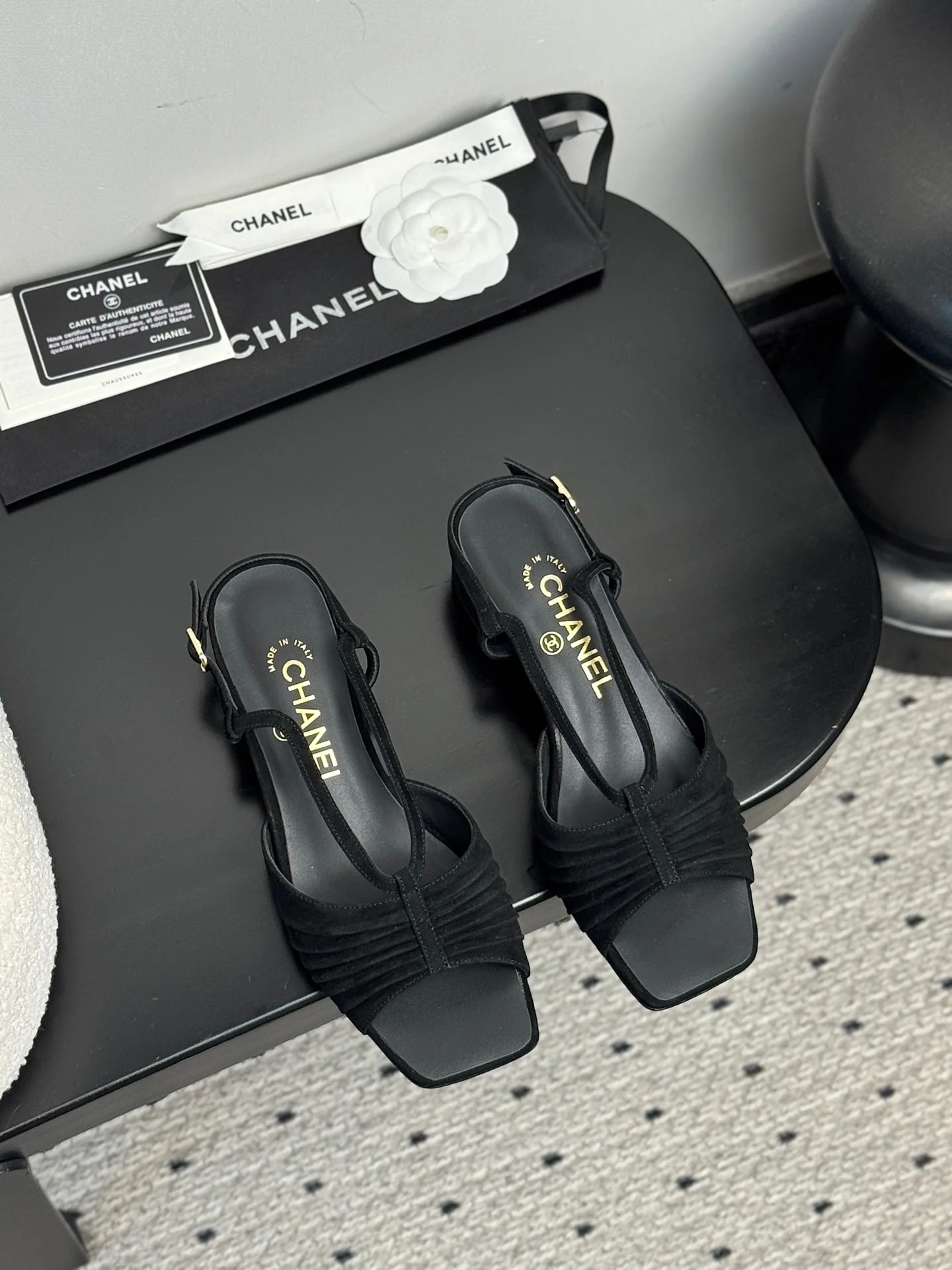 CC HIGH HEELS IN BLACK QUILTED SUEDE