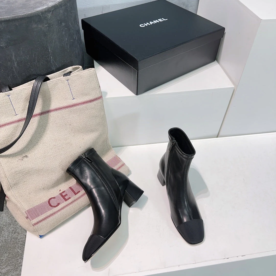 CHANEL ANKLE BOOTS 25S 45 MM IN BLACK LAMBSKIN WITH ZIPPER