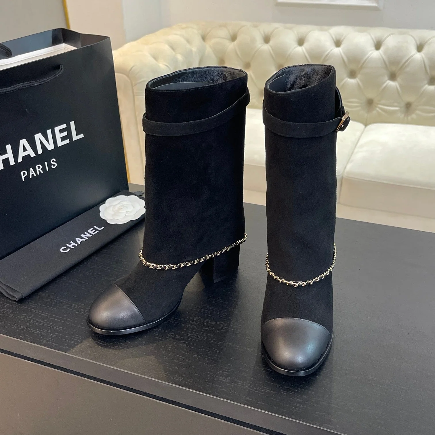SHORT BOOTS 6.5 CM IN BLACK SUEDE AND CALFSKIN