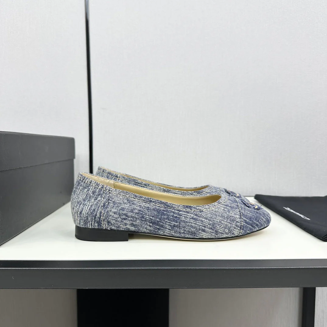 cc ballet flat blue with white stripe denim 166816