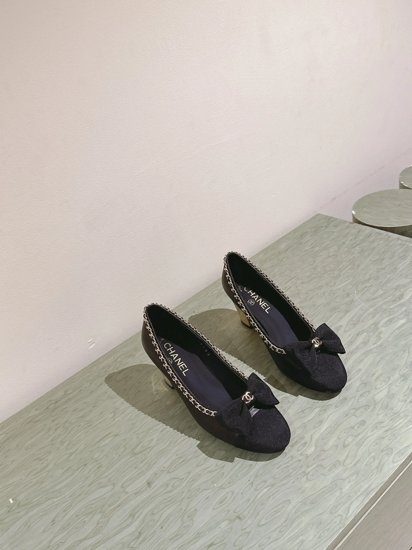 CC HIGH HEELS BLACK CALFSKIN AND FABRIC