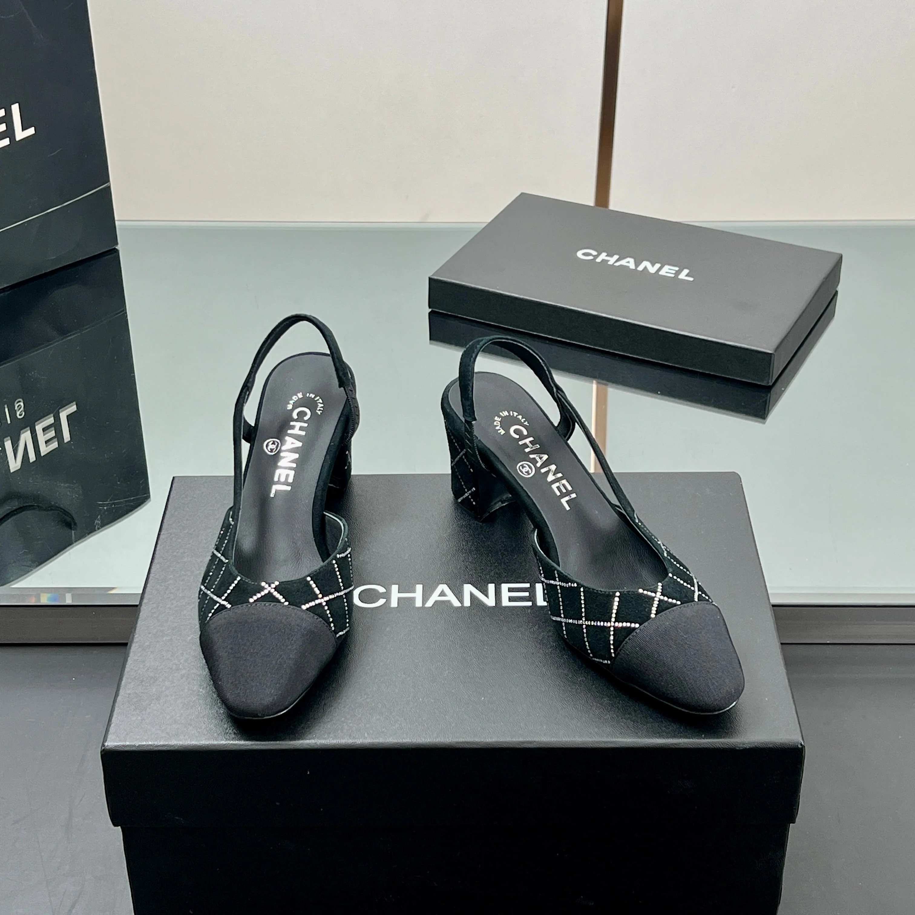 CC SLINGBACK 25S 65 MM IN BLACK SUEDE AND CRYSTALS