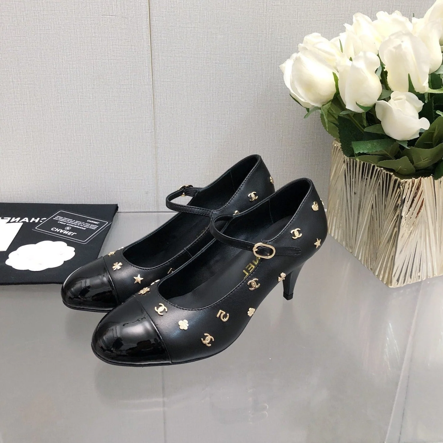 MARY JANE BLACK LAMBSKIN ATTACH METAL