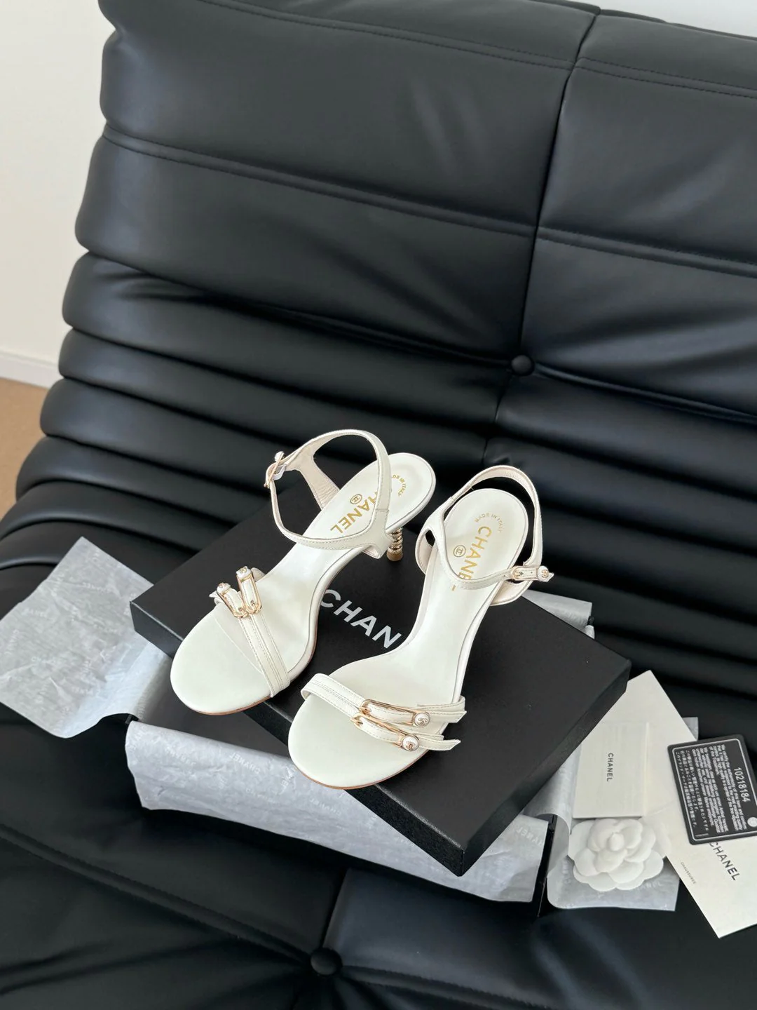HIGH HEEL 75 MM SANDAL IN WHITE SHEEPSKIN