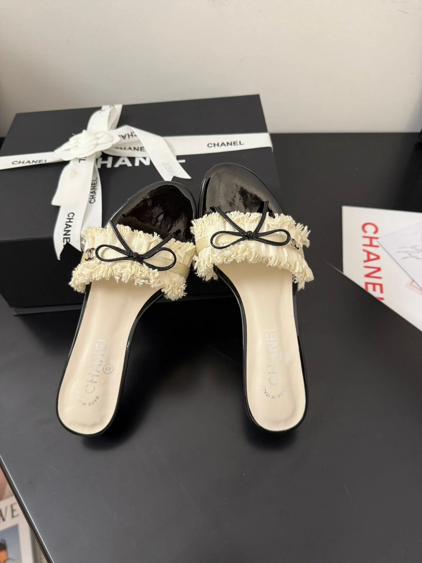 WHITE GROSGRAIN CANVAS BOW MULE SANDALS 65 MM