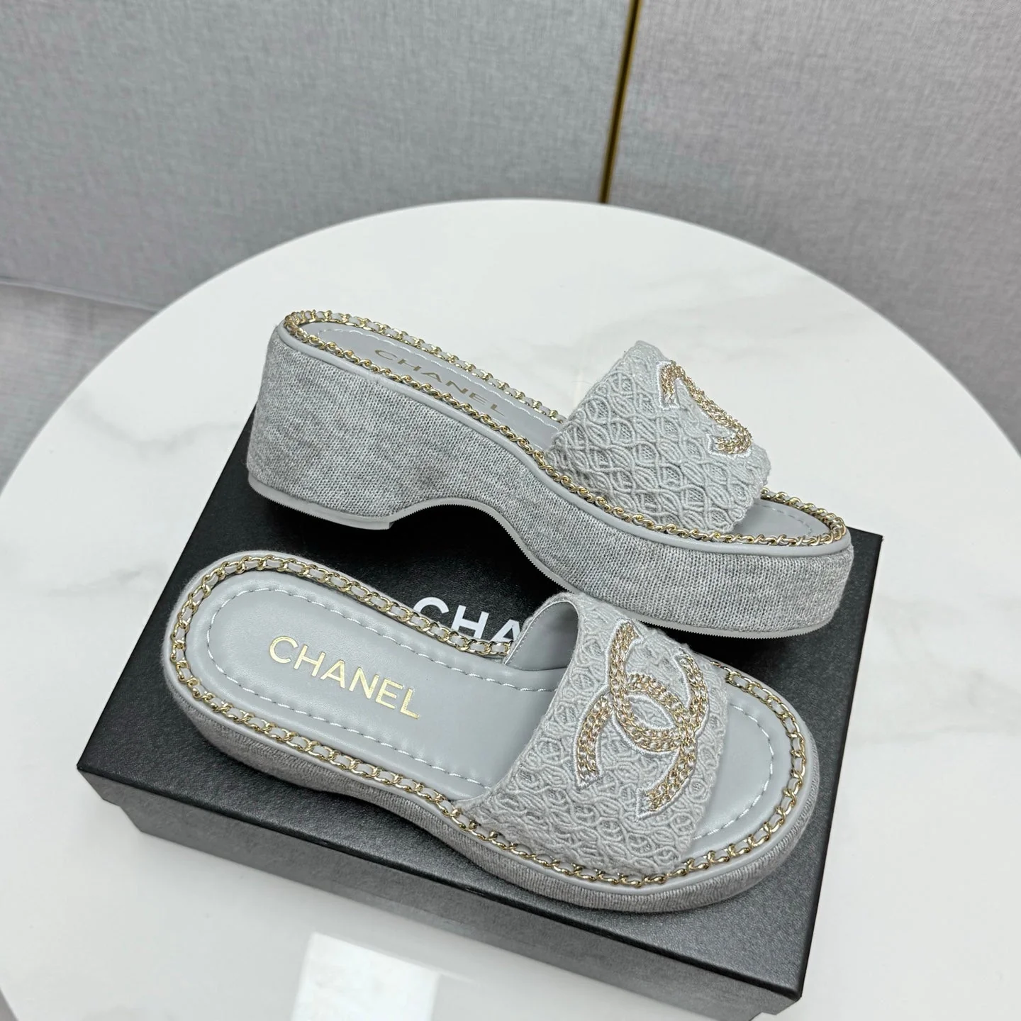 CC WEDGE SOLE SANDALS 25S IN DUSTY BLUE GREY FABRIC WITH LOGO