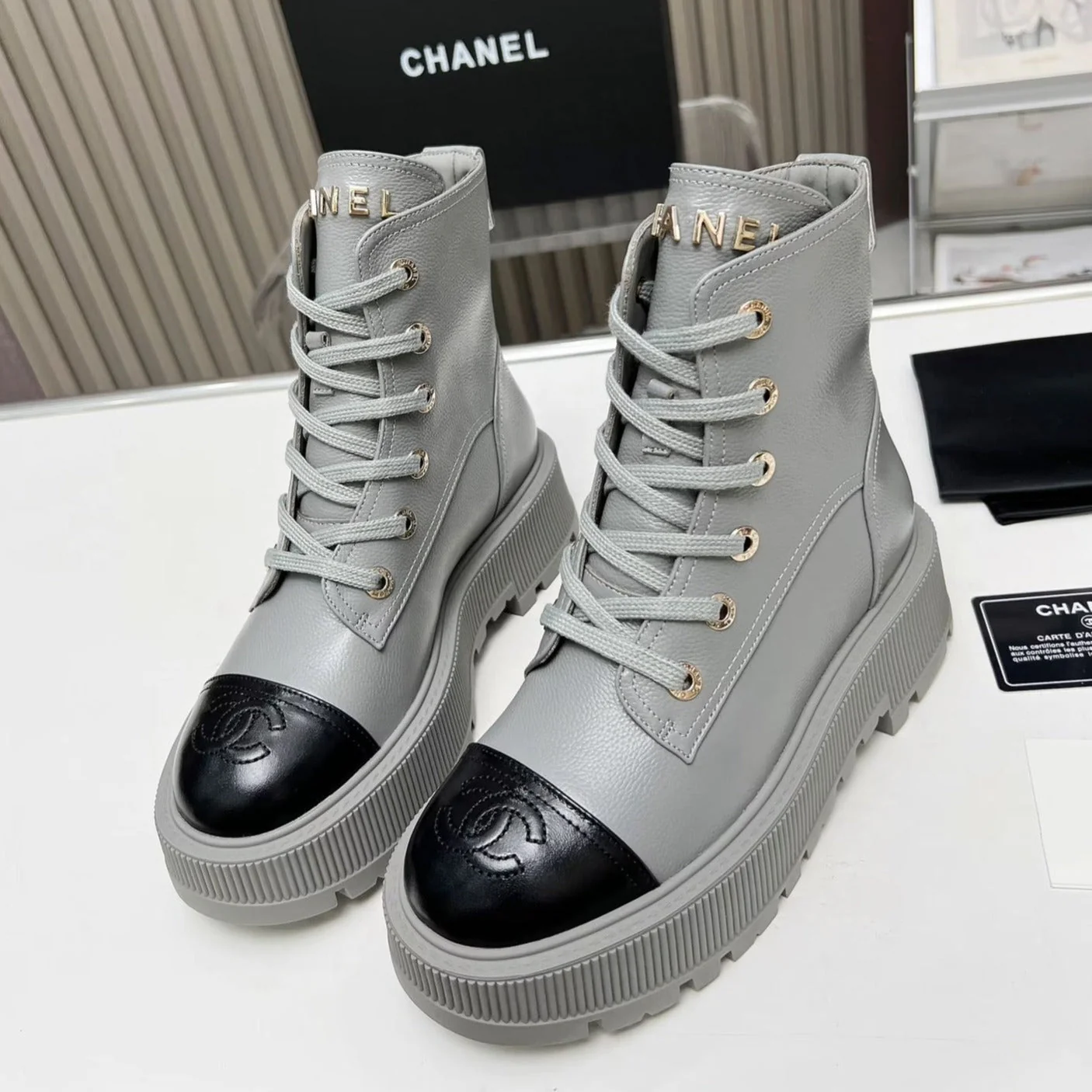 SHORT BOOTS IN SLATE GREY MIX BLACK COWHIDE