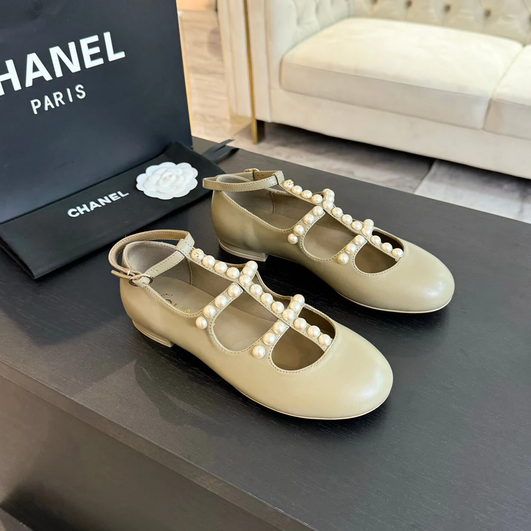 MARY JANES SHOES ECRU BEIGE GOATSKIN WITH FAUX PEARL