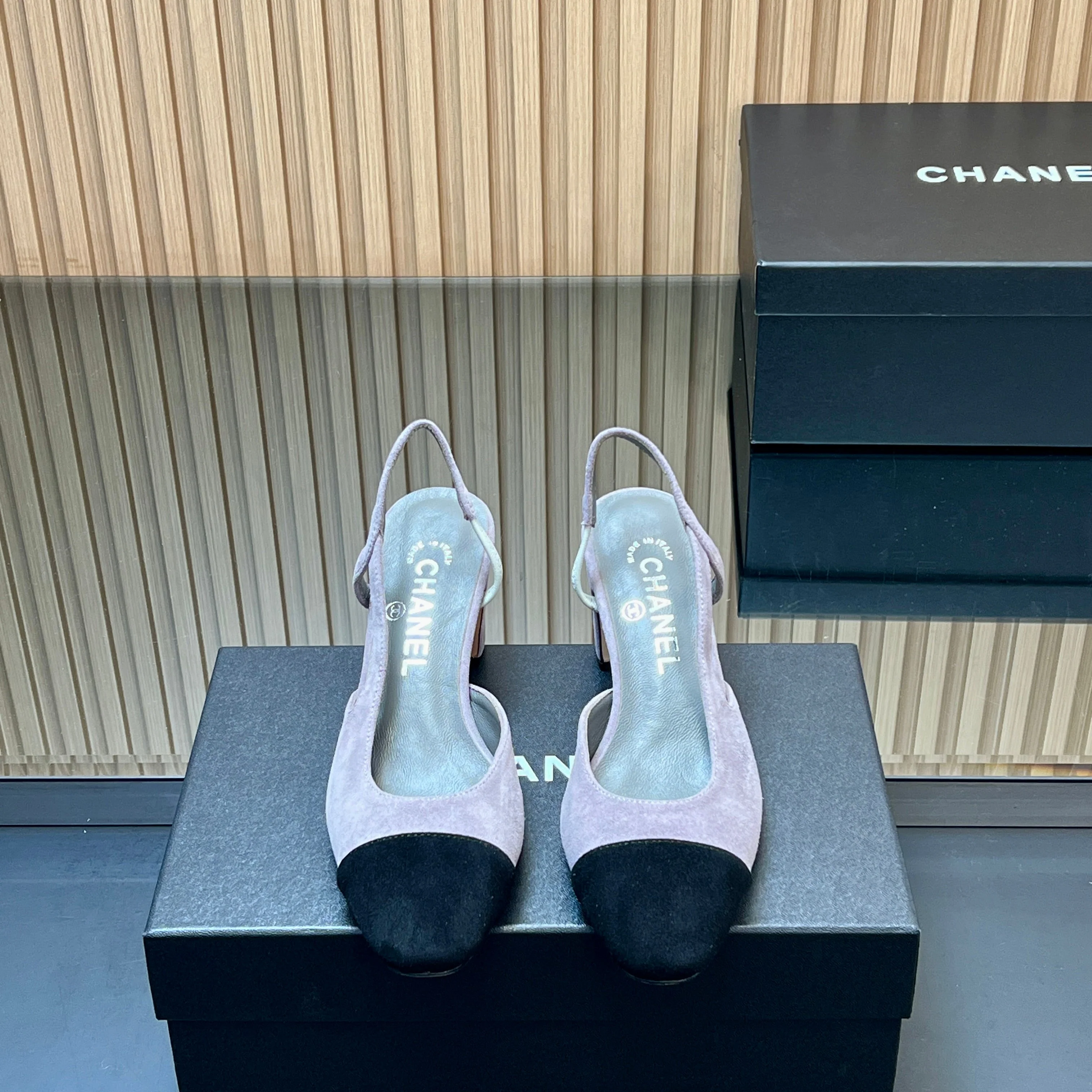 CHANEL 25S SLINGBACK SHOES IN LIGHT PURPLE AND BLACK SUEDE