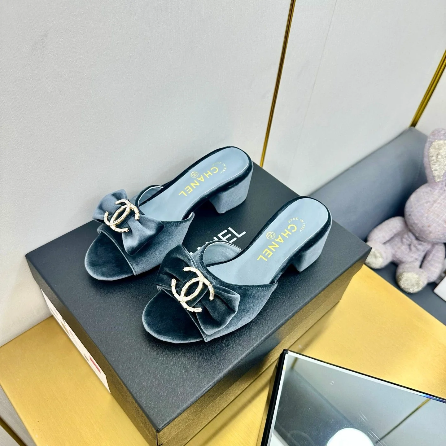 BOWKNOT RHINESTONES MID HEEL MULE IN STONE BLUE VELVET