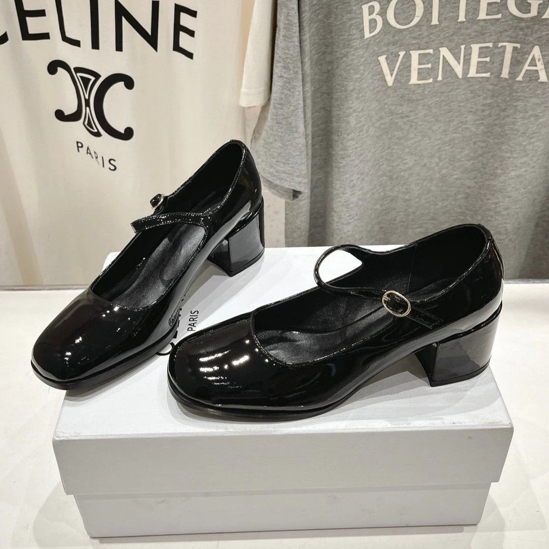 MEDIUM - HEEL MARY JANE SHOES IN BLACK GLOSSY CALFSKIN