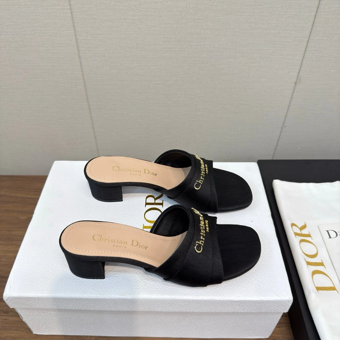 DIOR HIGH HEEL 25S 45 MM IN BLACK LAMBSKIN AND FABRIC WITH GOLD HARDWARE
