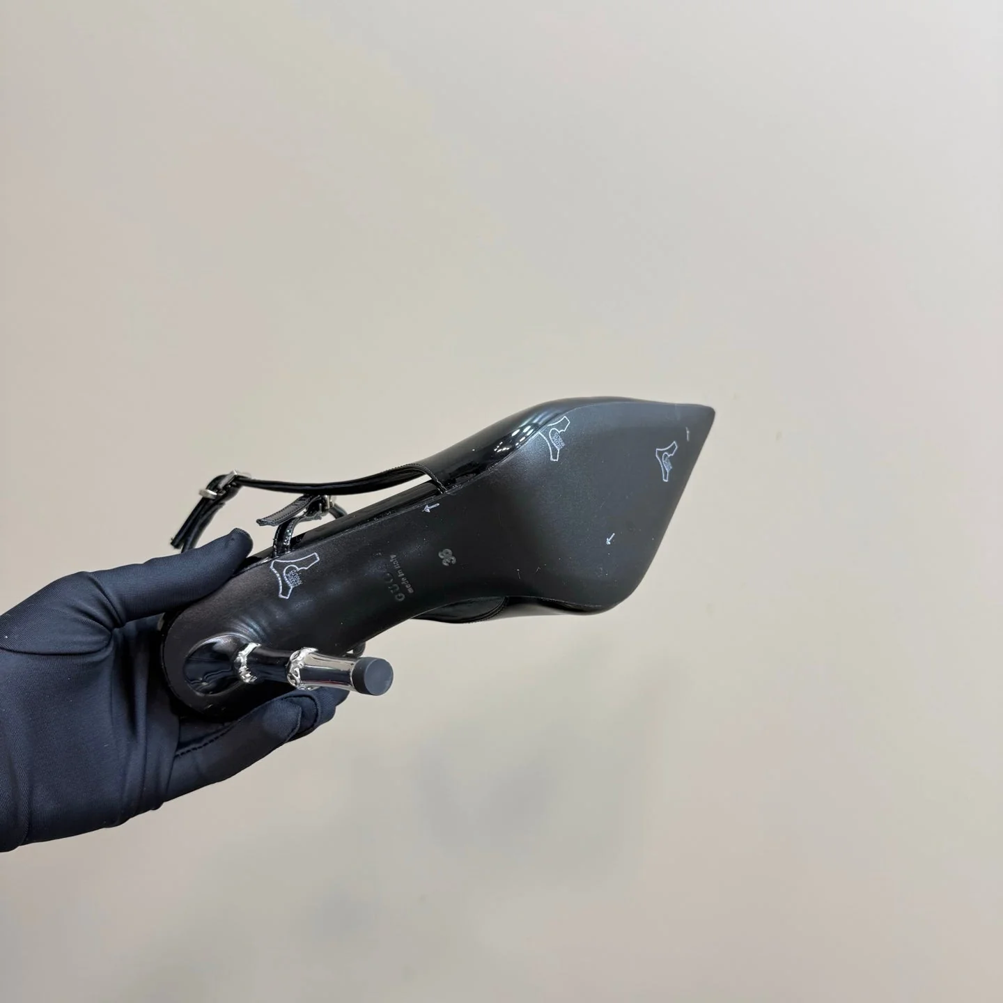 POINTED-TOE HIGH BAMBOO-EFFECT HEEL SLINGBACK IN BLACK PATENT CALFSKIN