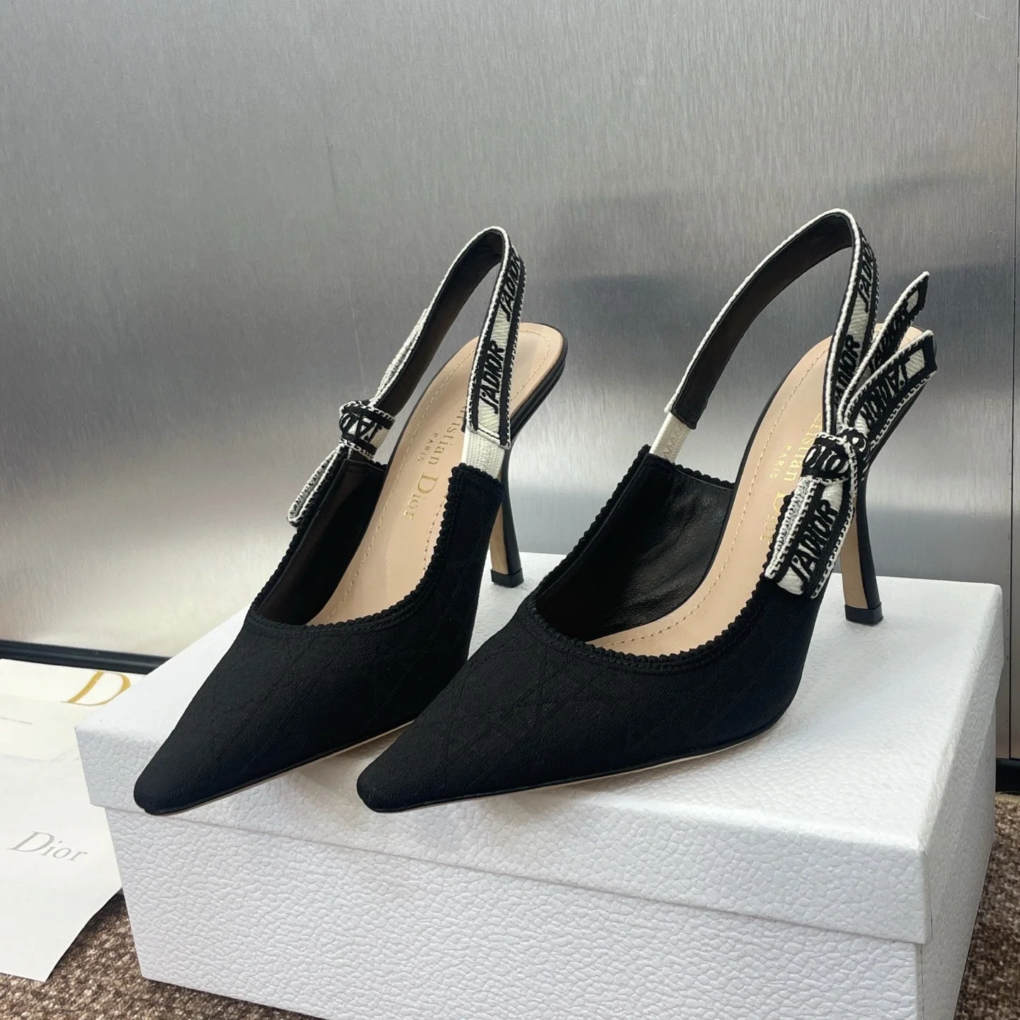 J'ADIOR SLINGBACK 25S PUMP 95MM IN BLACK QUAKE OBLIQUE EMBROIDERED FABRIC