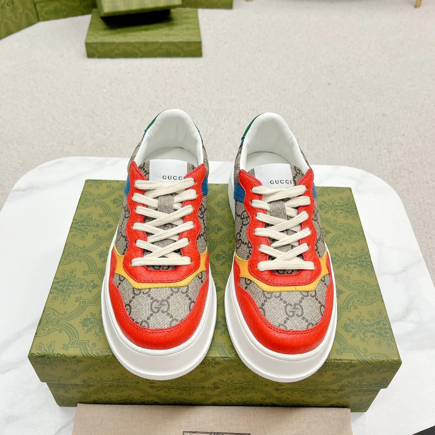 GG TRAINER LIGHT BROWN AND CANDY CALFSKIN